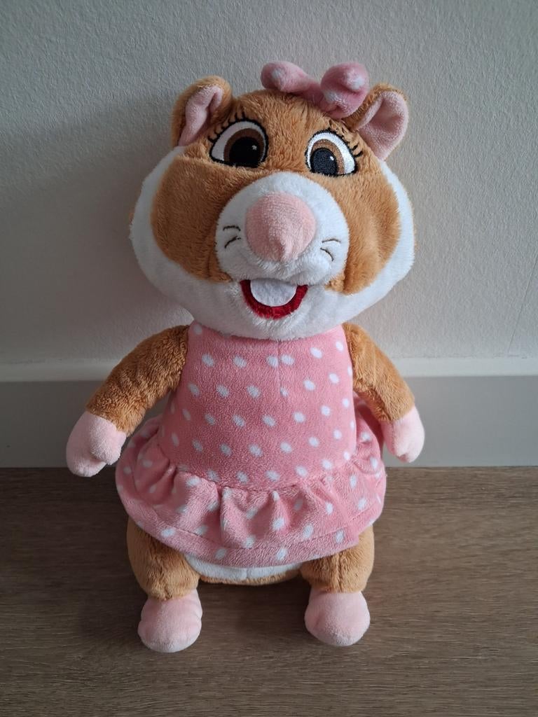 Knuffel hamster AH roze jurk witte stippen K9909, Ophalen of Verzenden, Zo goed als nieuw, Overige typen