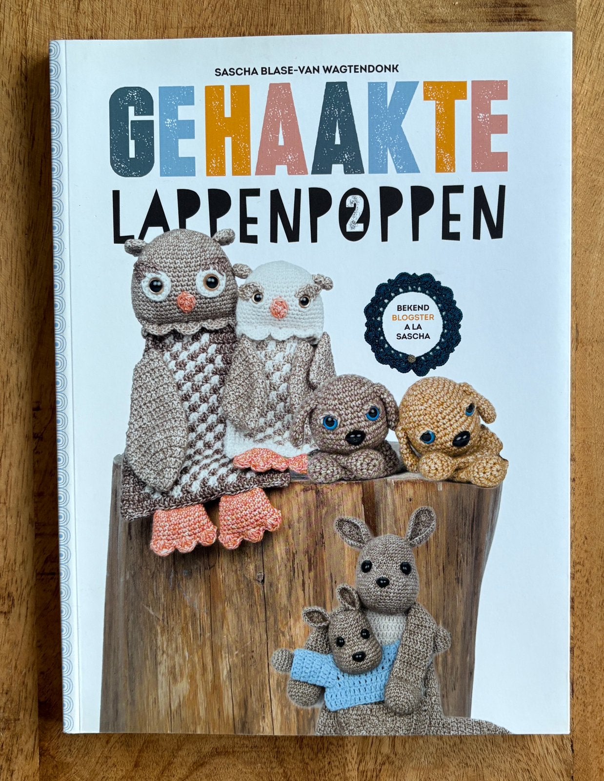 Gehaakte lappenpoppen deel 2, Ophalen of Verzenden, Zo goed als nieuw, Haken, Patroon of Boek
