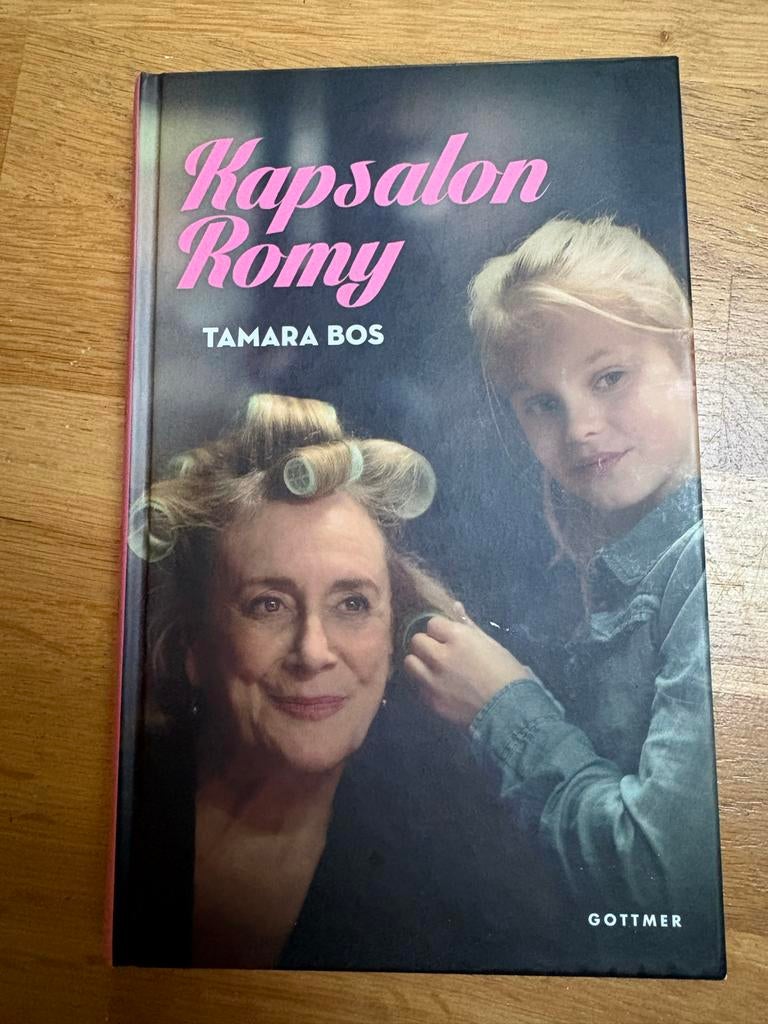 Kapsalon Romy - Tamara Bos (Jeugdboek), Ophalen of Verzenden, Zo goed als nieuw, Fictie algemeen