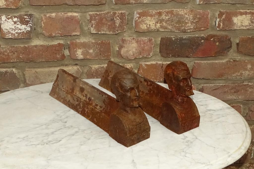 set gietijzeren haardblokken, Ophalen