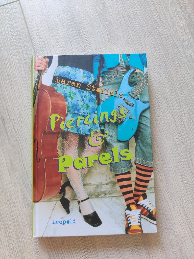 boeken van Maren Stoffels en Mzzl Meiden, Boeken, Ophalen, Zo goed als nieuw, Kind en Jeugd