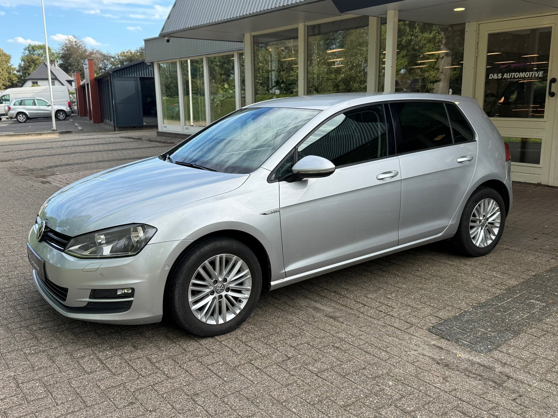 Volkswagen Golf 1.2 TSI CUP Edition XENON/STOELV/PDC, Voorwielaandrijving, 86 pk, Gebruikt, 4 cilinders