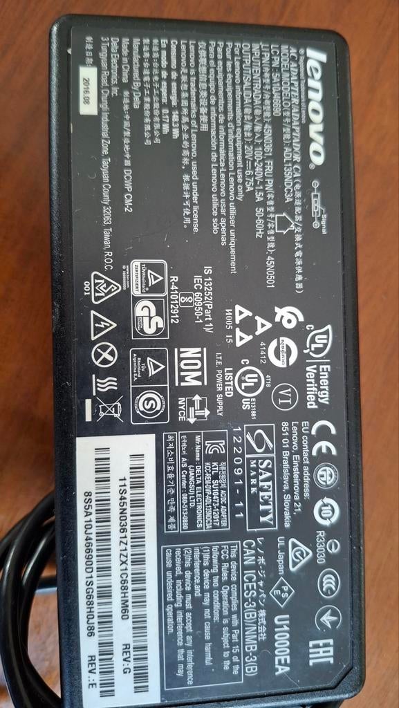 Lenovo Laptop Lader 20V 6.75A (ADL135NDC3A), Computers en Software, Laptop-opladers, Gebruikt, Ophalen of Verzenden