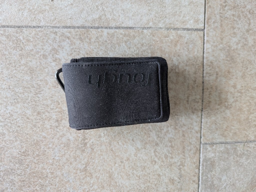 Olympus Tough fototas, losse batterijen en USB-lader, Overige merken, Ophalen of Verzenden, Zo goed als nieuw, Zwart