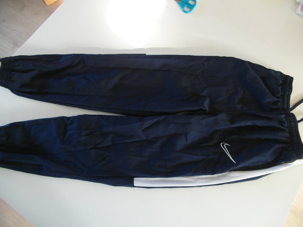 Nike Dry-FIT trainingsbroek. Maat 147-158. Gevoerd, Blauw, Nike, Ophalen of Verzenden, Zo goed als nieuw