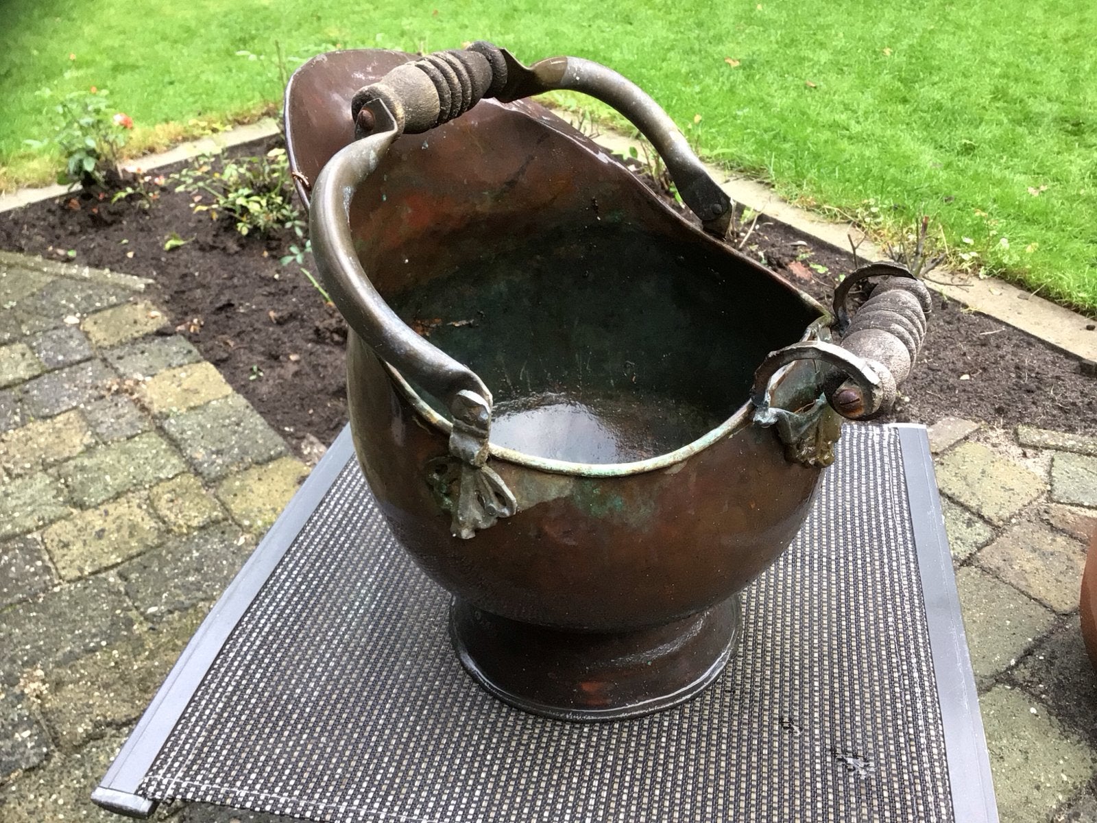 Antieke koperen kolenkit met houten handvatten, Ophalen, Koper