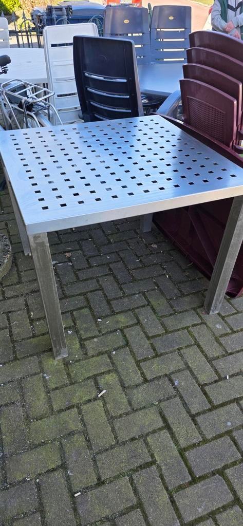 Roestvrijstalen tuintafel - Modern en duurzaam, Ophalen, Gebruikt, Rechthoekig, Rvs
