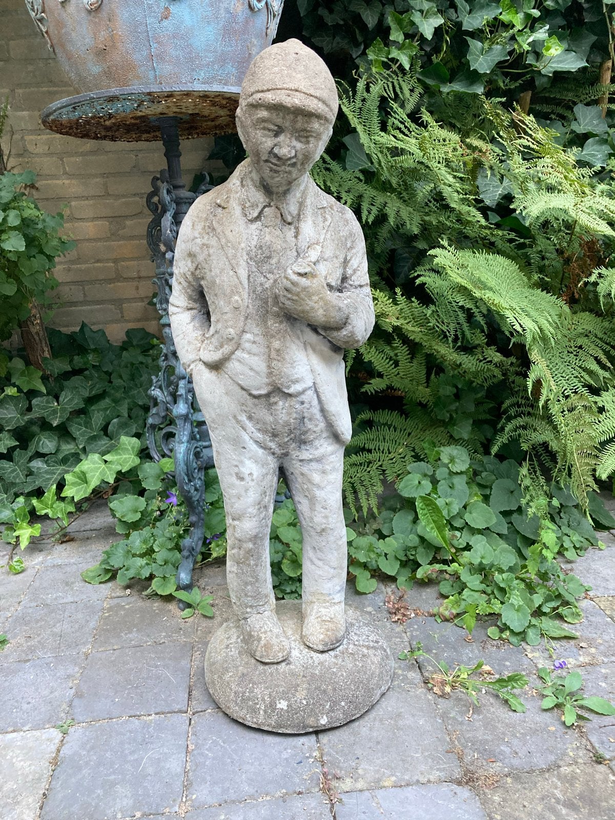 Vintage stenen beeld van man met pijp- Tuindecoratie, Tuin en Terras, Ophalen, Gebruikt, Beton, Mensenbeeld