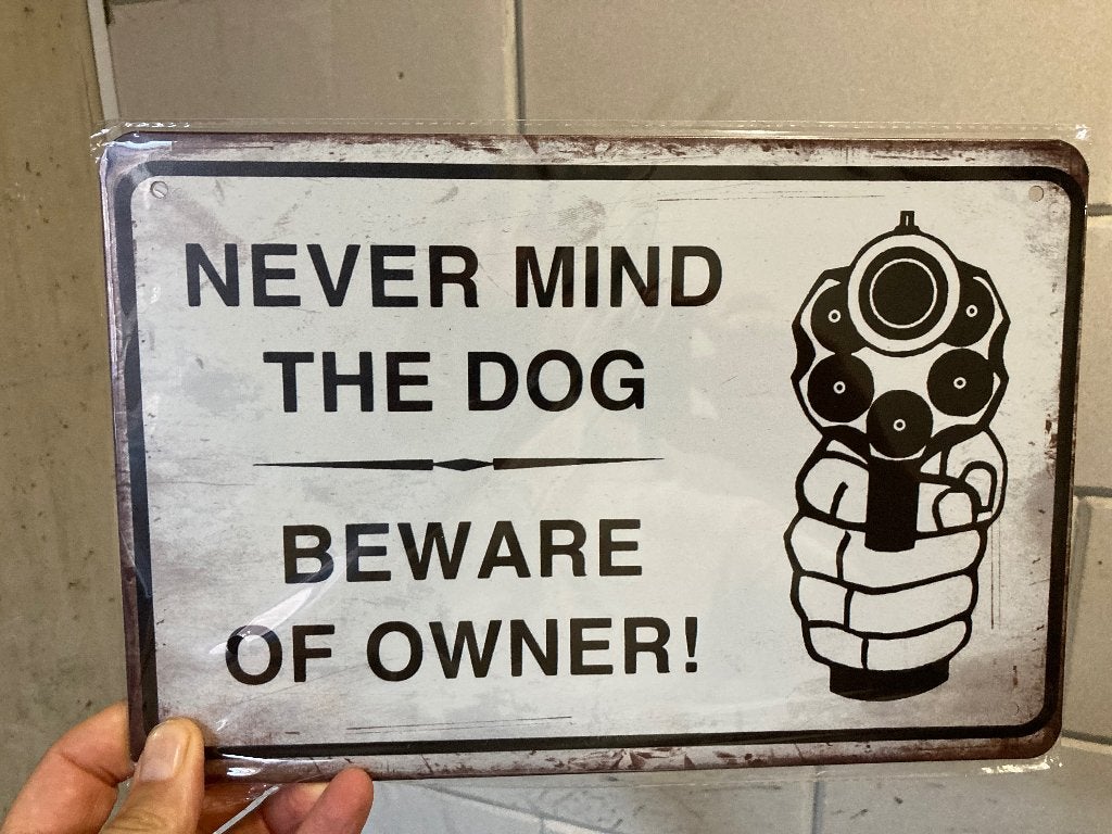 Never mind the dog beware the owner. Poster metaal, Ophalen of Verzenden, Nieuw, A1 t/m A3, Film en Tv