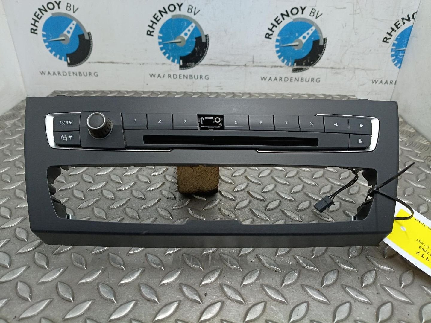 BMW 1 SERIES F20 118I RADIO 61316832880 2012, Ophalen of Verzenden, Gebruikt, ARN erkend