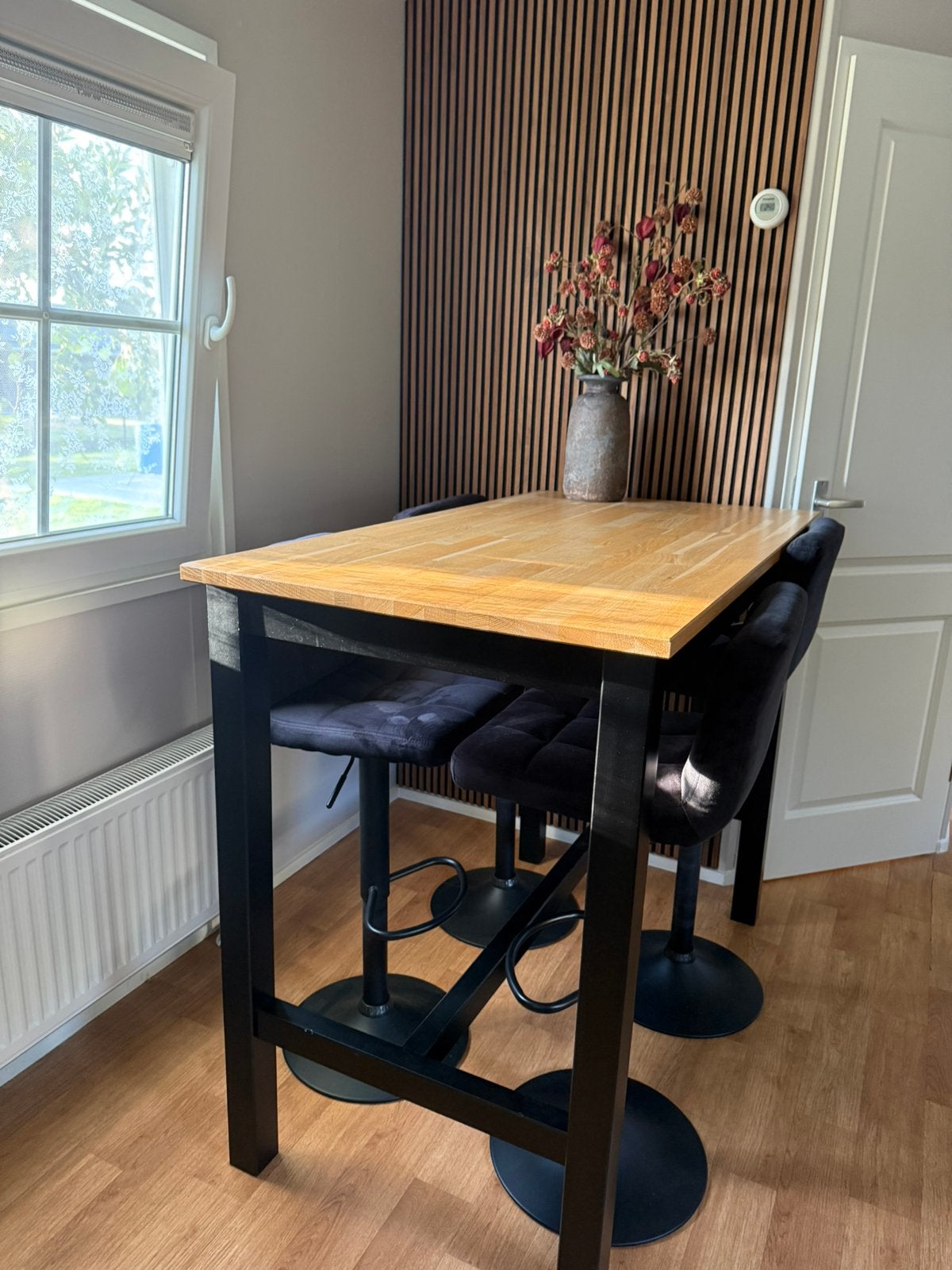 Hoge tafel met 4 krukken, Huis en Inrichting, Barren, Ophalen, Zo goed als nieuw