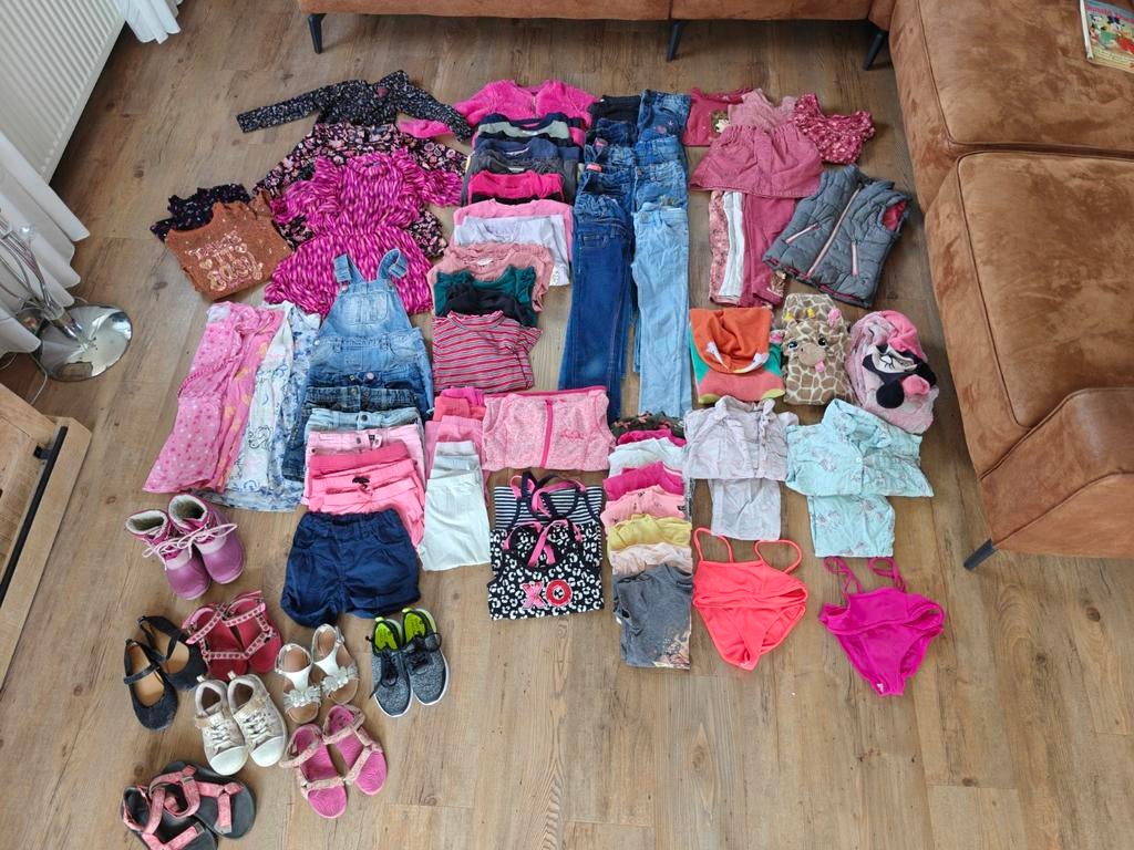Grote set meisjeskleding maat 110 t/m 122, Kinderen en Baby's, Kinderkleding | Maat 110, Ophalen of Verzenden, Gebruikt, Meisje