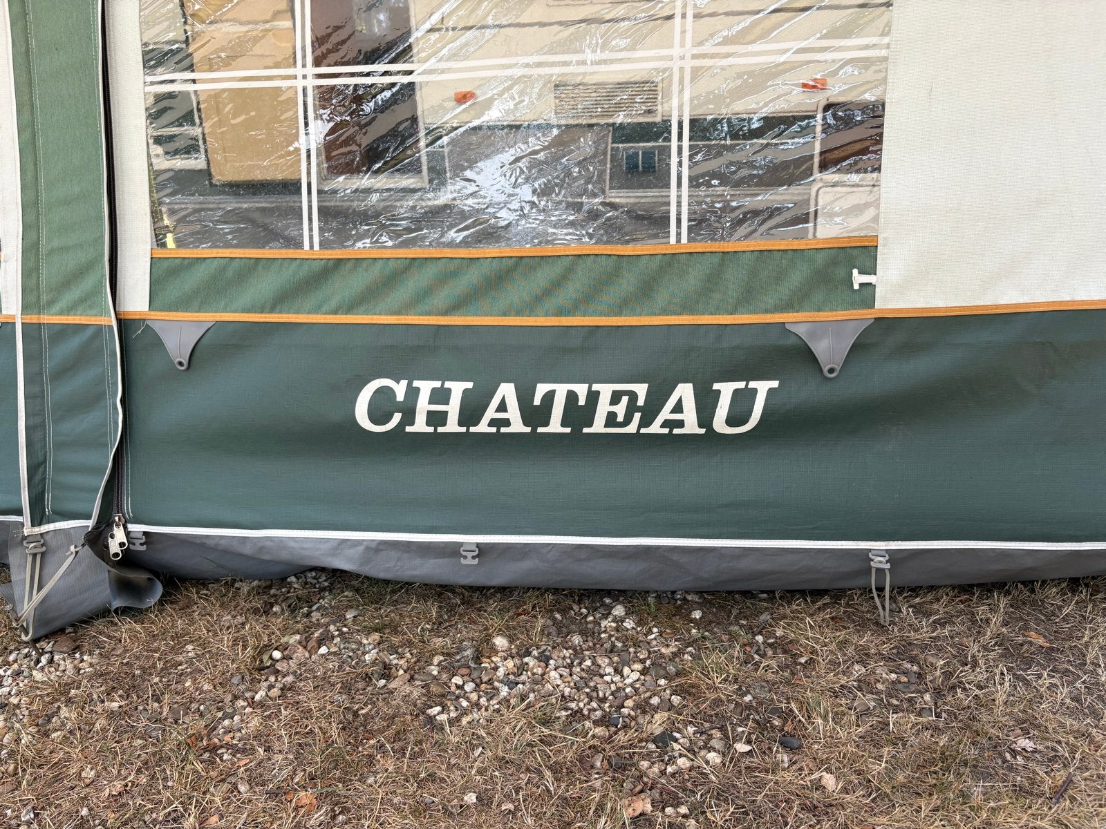 Chateau voortent maat 8 (850 omloopmaat) met stalen frame, Ophalen, Gebruikt