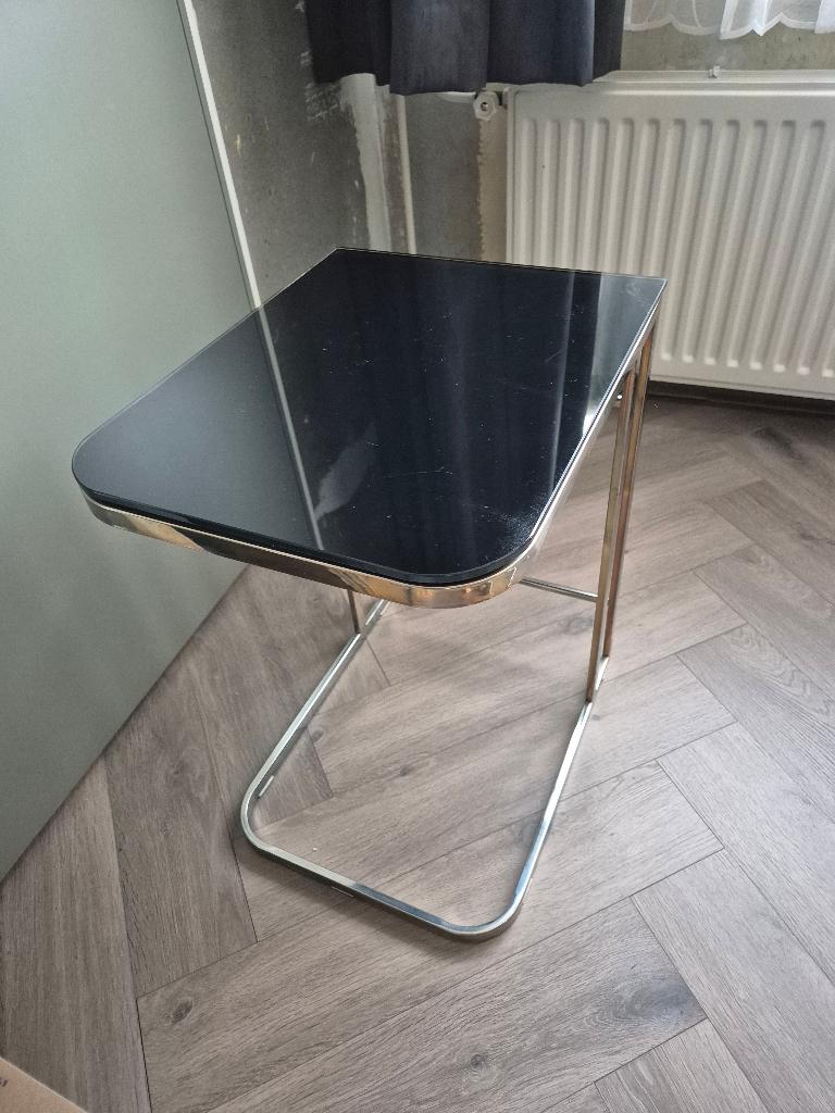 Bijzettafel chroom met zwart glas, Minder dan 55 cm, Rechthoekig, Ophalen, 45 tot 60 cm