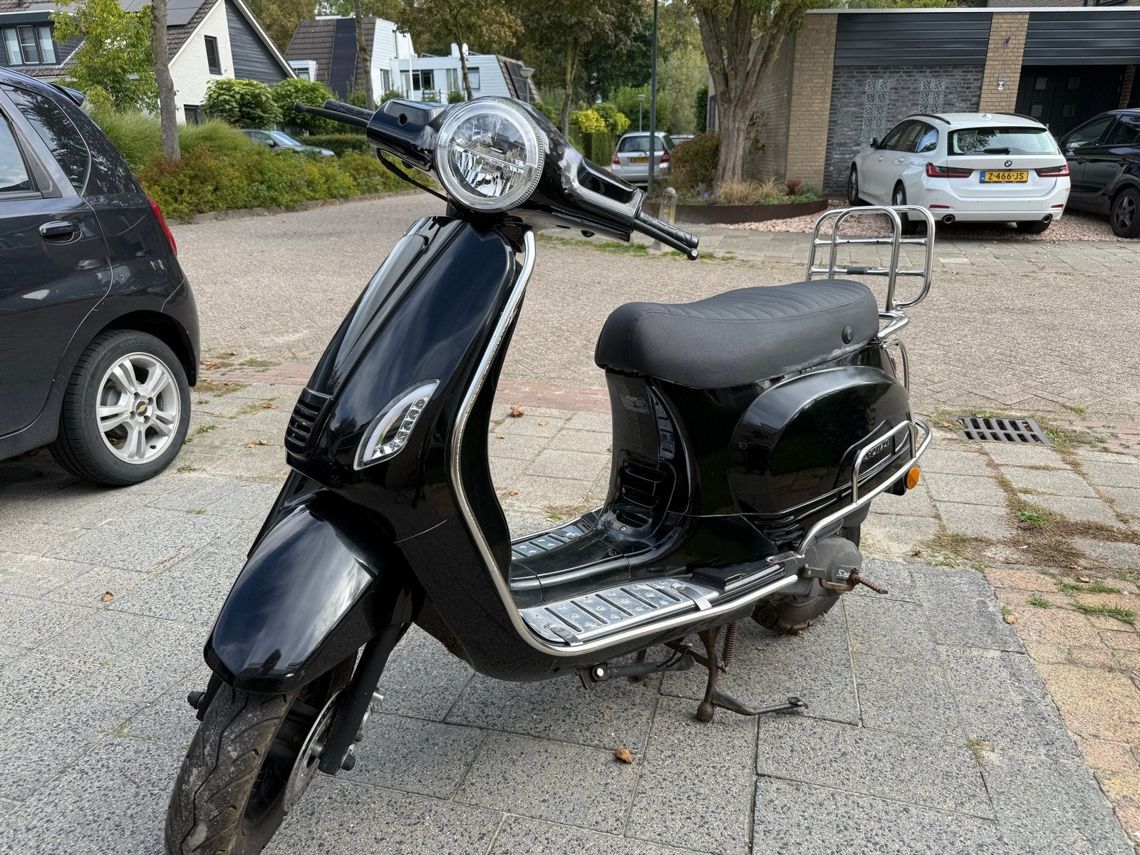 Zwarte Senzo Rivalux scooter - Goed onderhouden, Gebruikt, Benzine, Ophalen, Overige merken