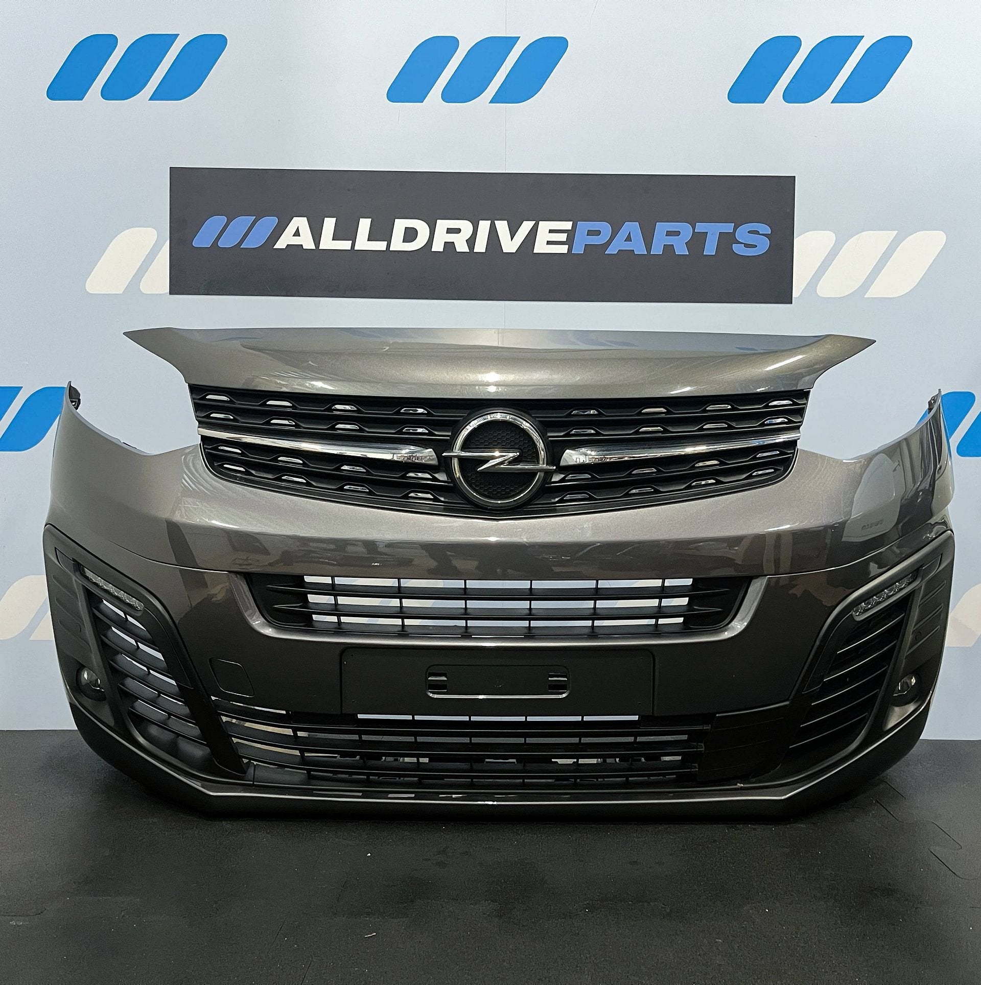 Complete voorkop Opel Vivaro bi-xenon koplampen grijs EVL, Auto-onderdelen, Gebruikt, -, Voor, -