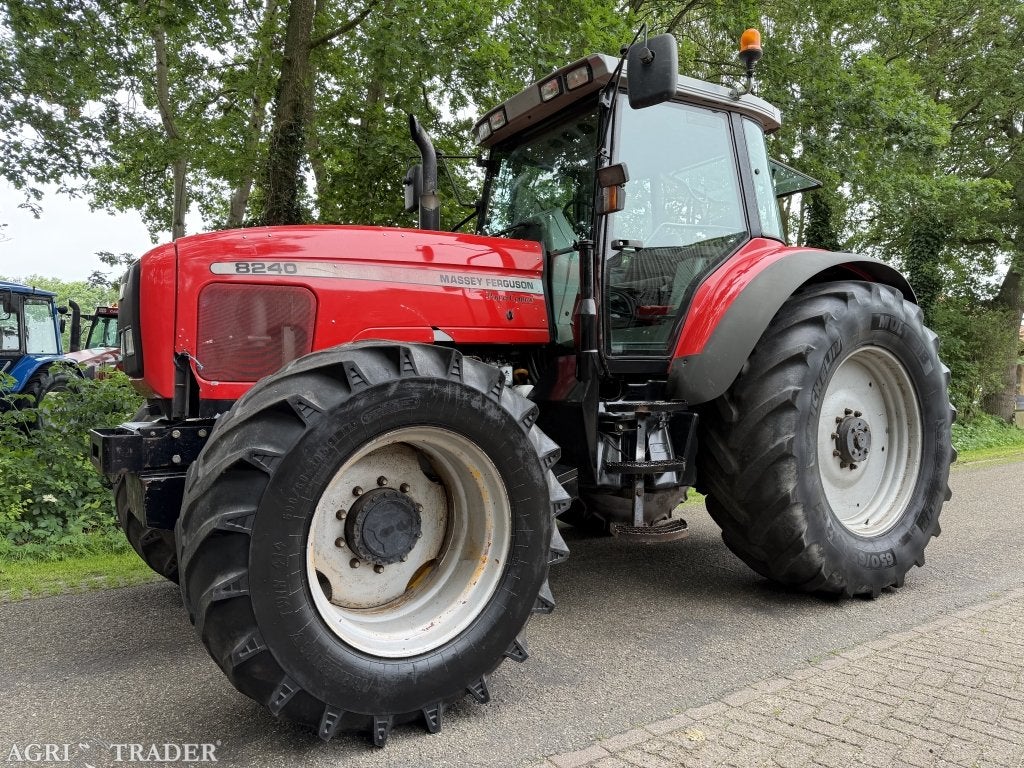 Massey Ferguson 8240, Niet opgegeven, -, Niet opgegeven