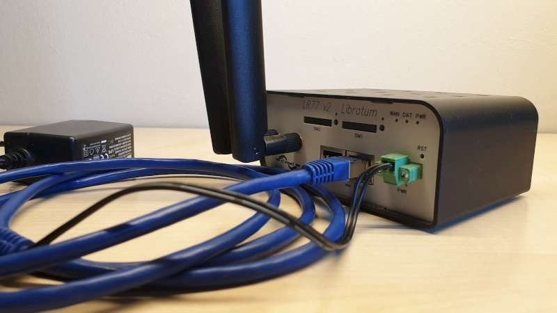 Advantech LR77 V2 Libratum 4G router, 2x ETH poort,dual SIM, Ophalen
