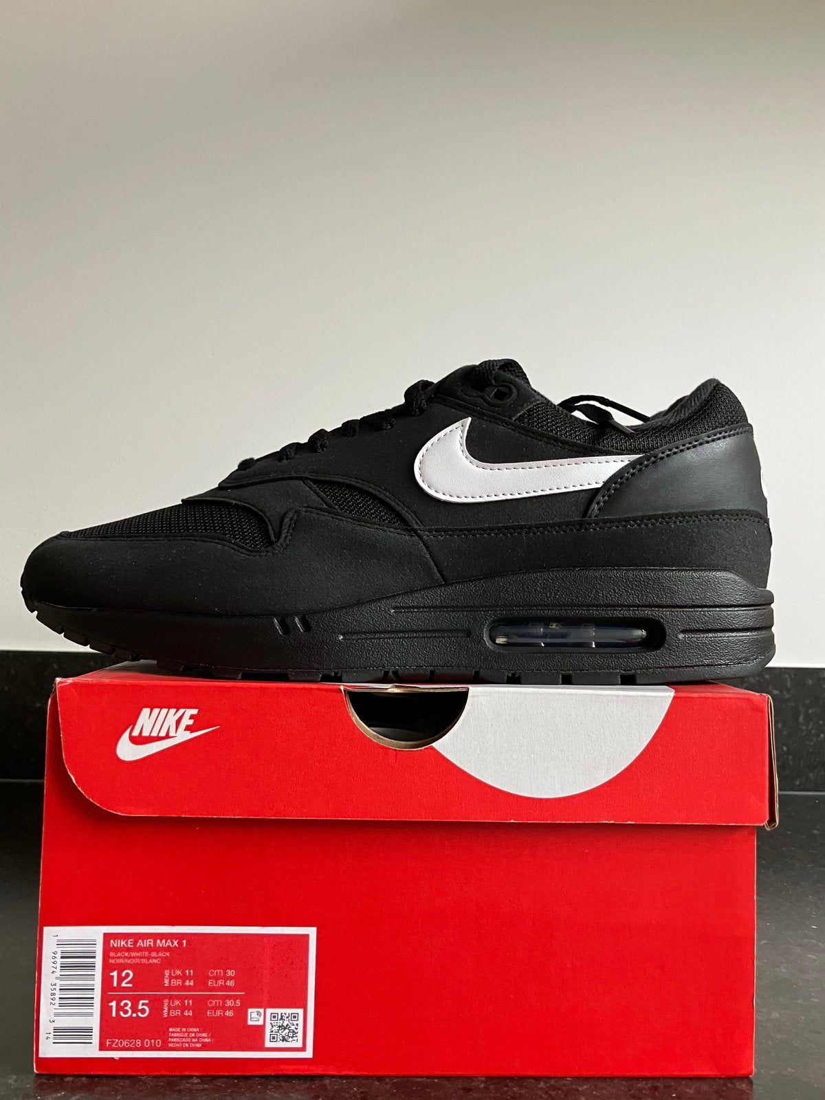 Nike Air Max 1 “White Black Swoosh” maat 46 // NIEUW, Overige kleuren, Nieuw, Ophalen of Verzenden, Sneakers of Gympen