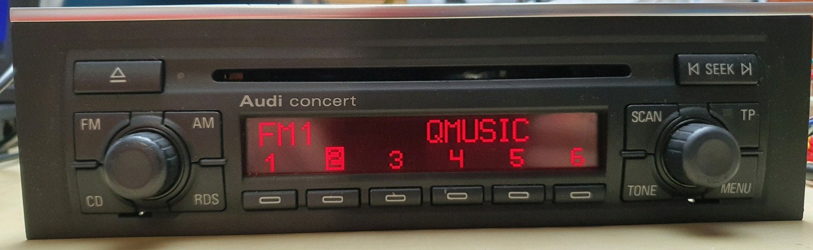 Audi concert CD autoradio uit een Audi A4, Ophalen of Verzenden