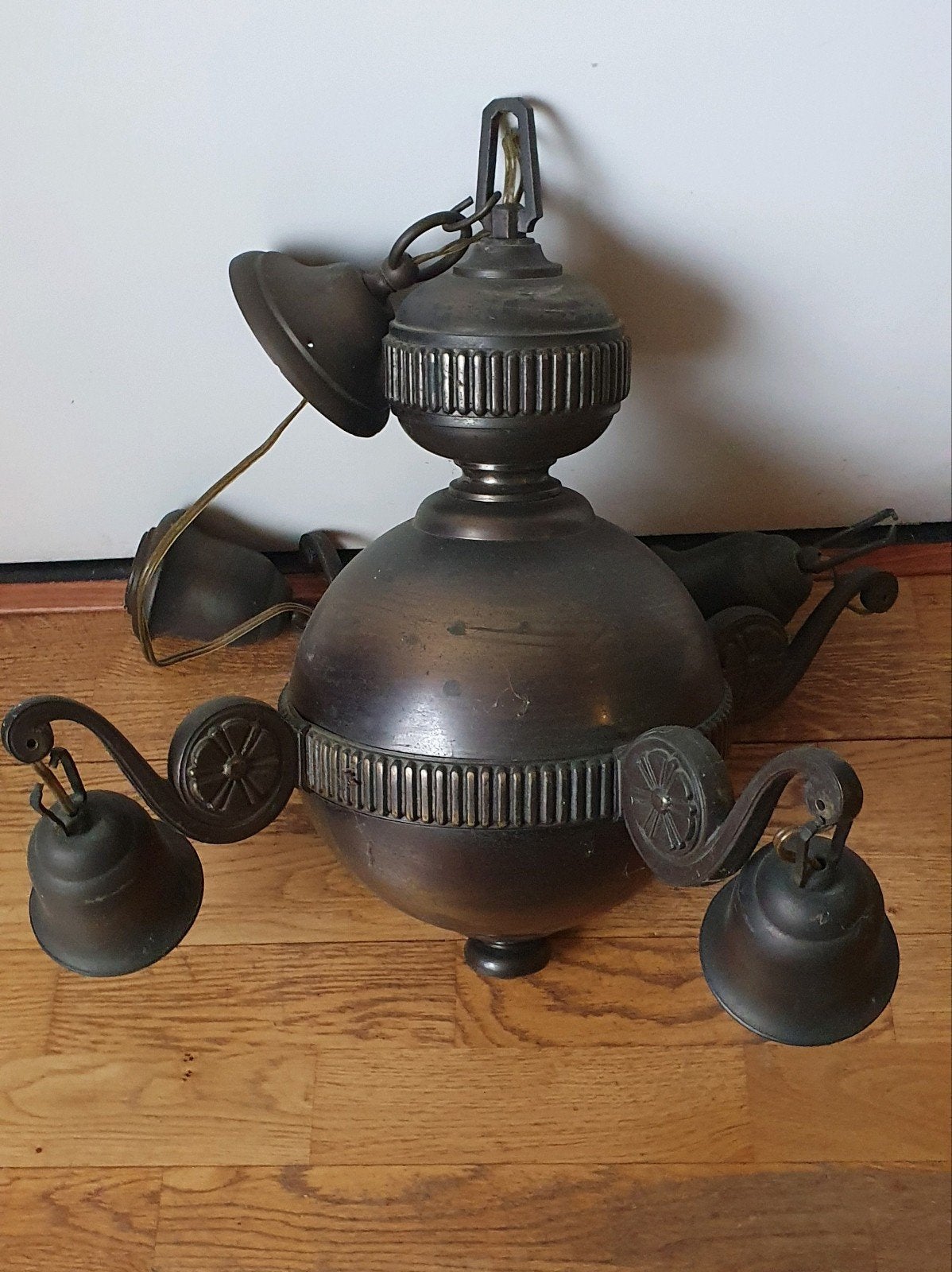 grote art deco bronze kroonluchter hanglamp, Ophalen