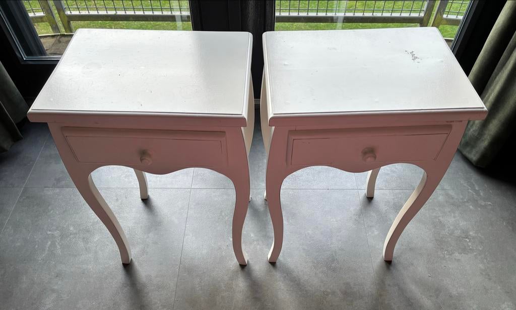 Witte nachtkastjes met lade, Huis en Inrichting, Slaapkamer | Nachtkastjes, Ophalen, Gebruikt, Minder dan 45 cm, 55 tot 70 cm