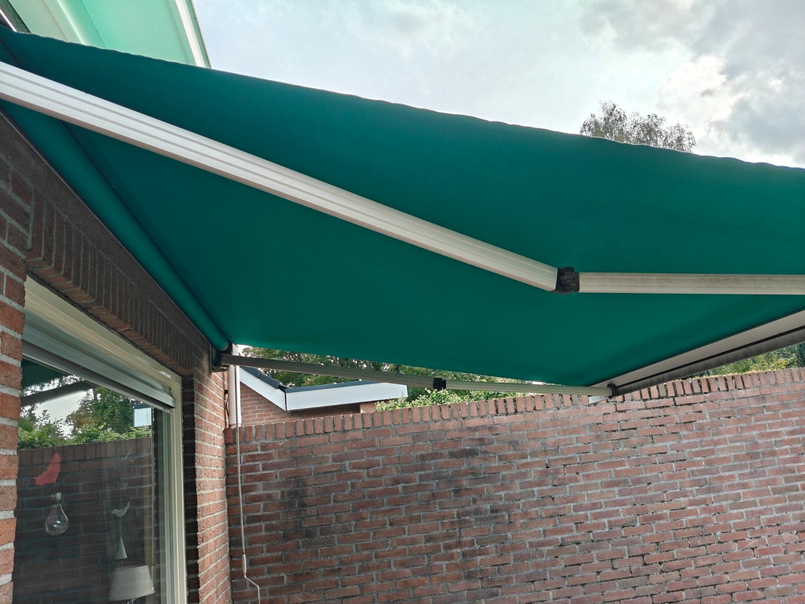 Groot Zonnescherm 3 x 2 Meter – Groen – Stevige Uitvoering, Caravans en Kamperen, Ophalen, Gebruikt