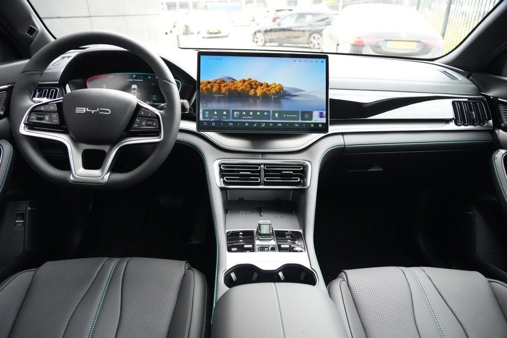 BYD SEAL U 1.5 DM-i PHEV FWD Comfort 218pk Panoramadak/Stoel, Automaat, Seal U, 4 cilinders, Automatische klimaatregeling