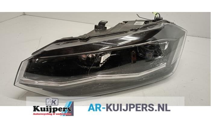 Koplamp links van een Volkswagen Polo (Polo 17-), Auto-onderdelen, Gebruikt, -, Volkswagen, -