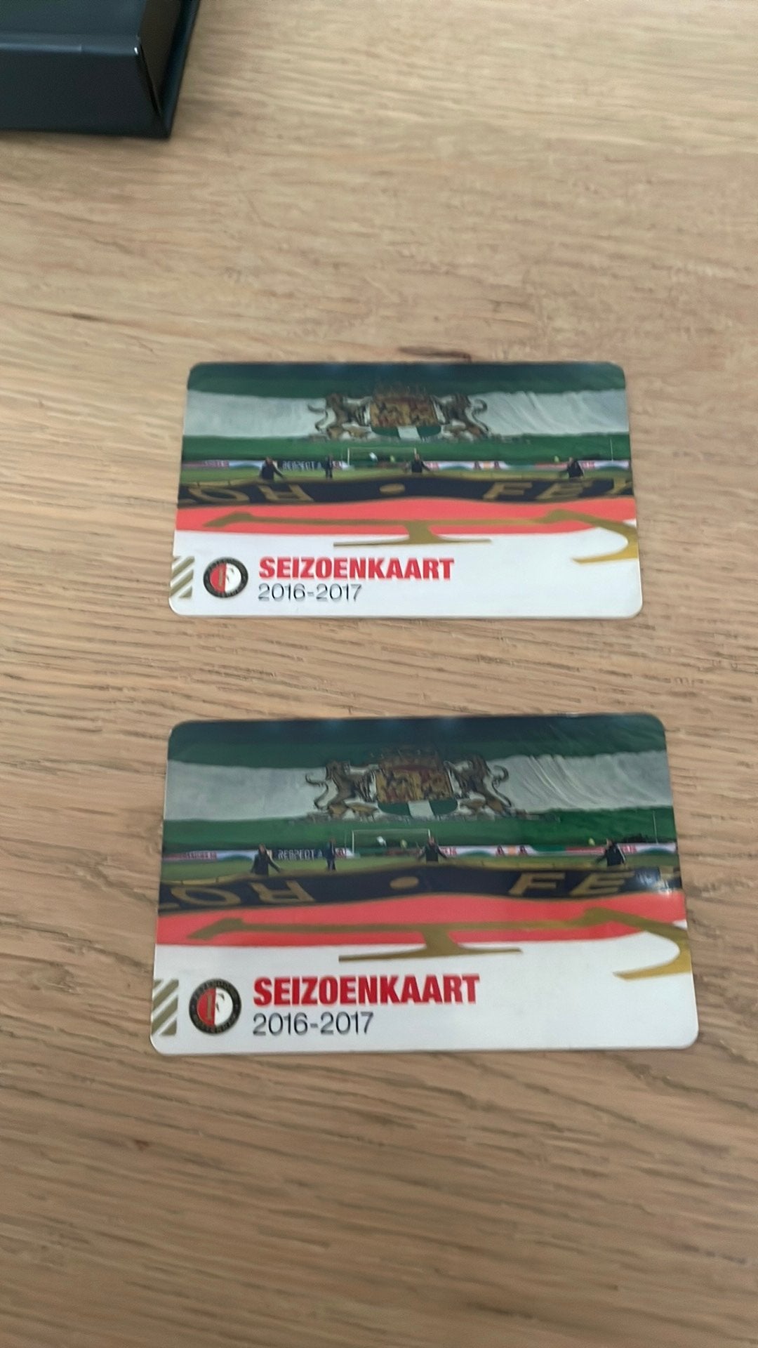 2 seizoenkaarten feyenoord 2016-2017 kampioensjaar giovanni, Verzamelen, Ophalen of Verzenden, Nieuw, Feyenoord, Overige typen