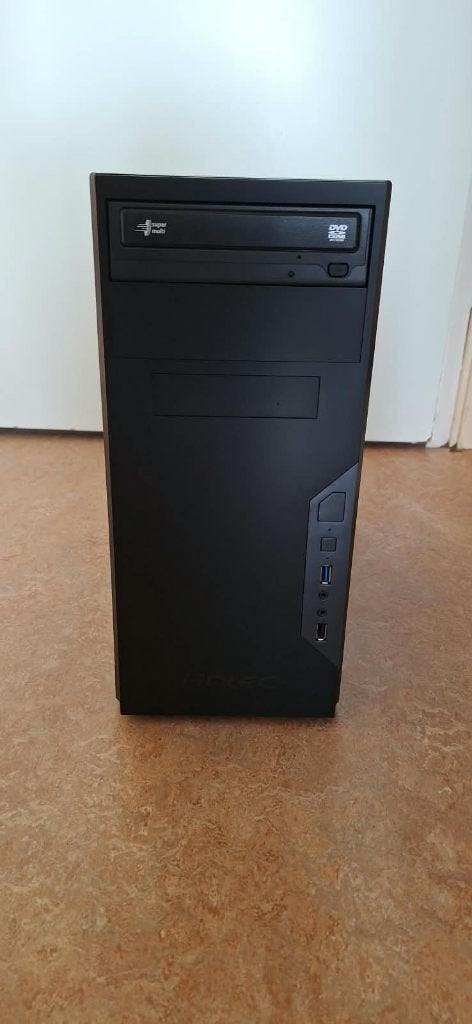 desk top computer, Ophalen, Zo goed als nieuw, Onbekend, Antec