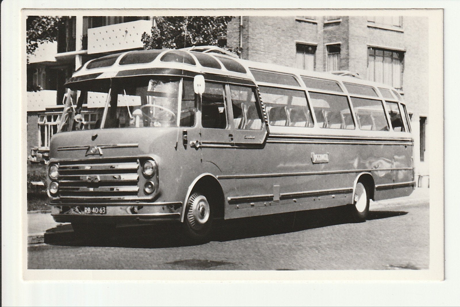 DEN HAAG REISBUREAU SPEEDWELL TOURINGCAR 6 DAF 43 PERSOONS, Ophalen of Verzenden, 1960 tot 1980, Ongelopen, Zuid-Holland