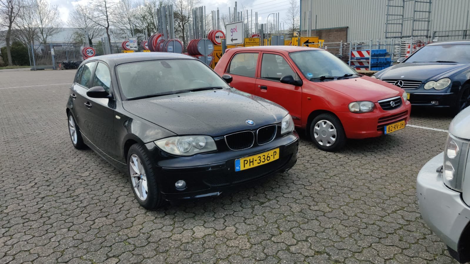 BMW 1-Serie 2.0 120D 2005 Zwart, Auto's, 1-Serie, Achterwielaandrijving, 1995 cc, Zwart