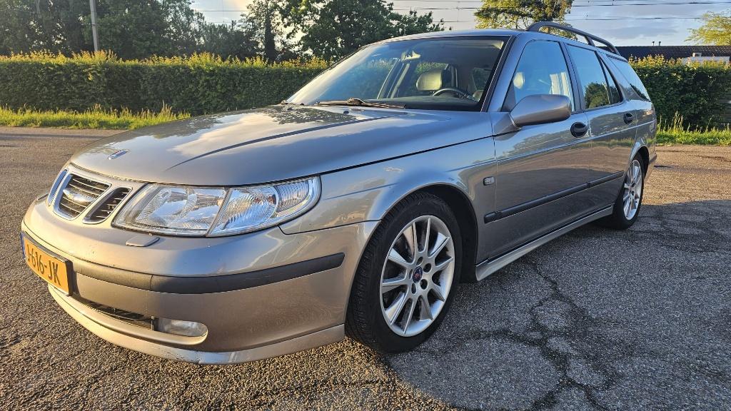 Saab 9-5 2.3 Turbo Aero Estate Automaat 2001 250pk Lage Km's, Auto's, Saab, 4 cilinders, 2290 cc, Leder en Stof, 10 km/l