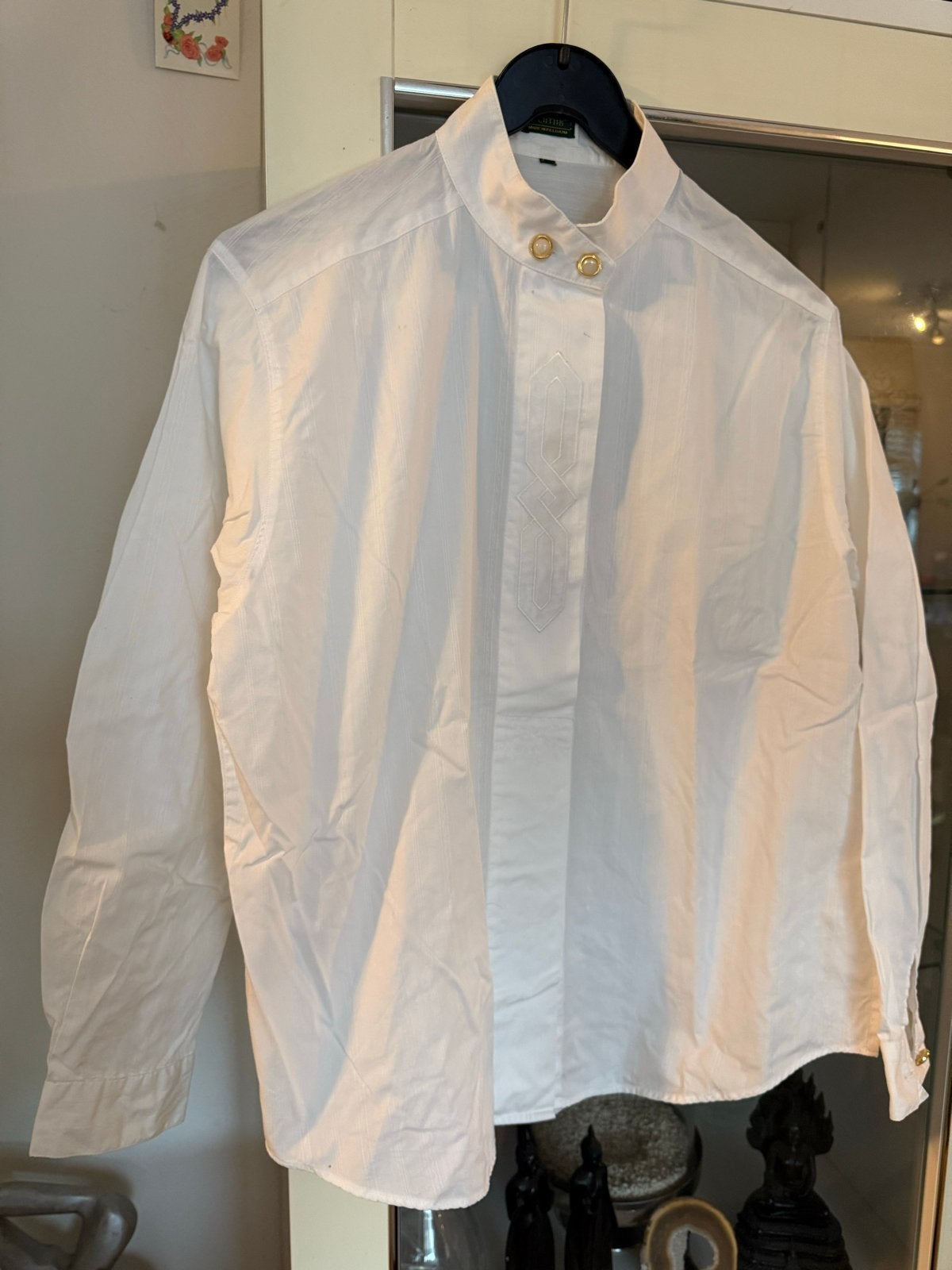 Kramik Witte blouse L met Opstaande Kraag en Manchetten, Ophalen of Verzenden, Zo goed als nieuw, Maat 42/44 (L), Wit