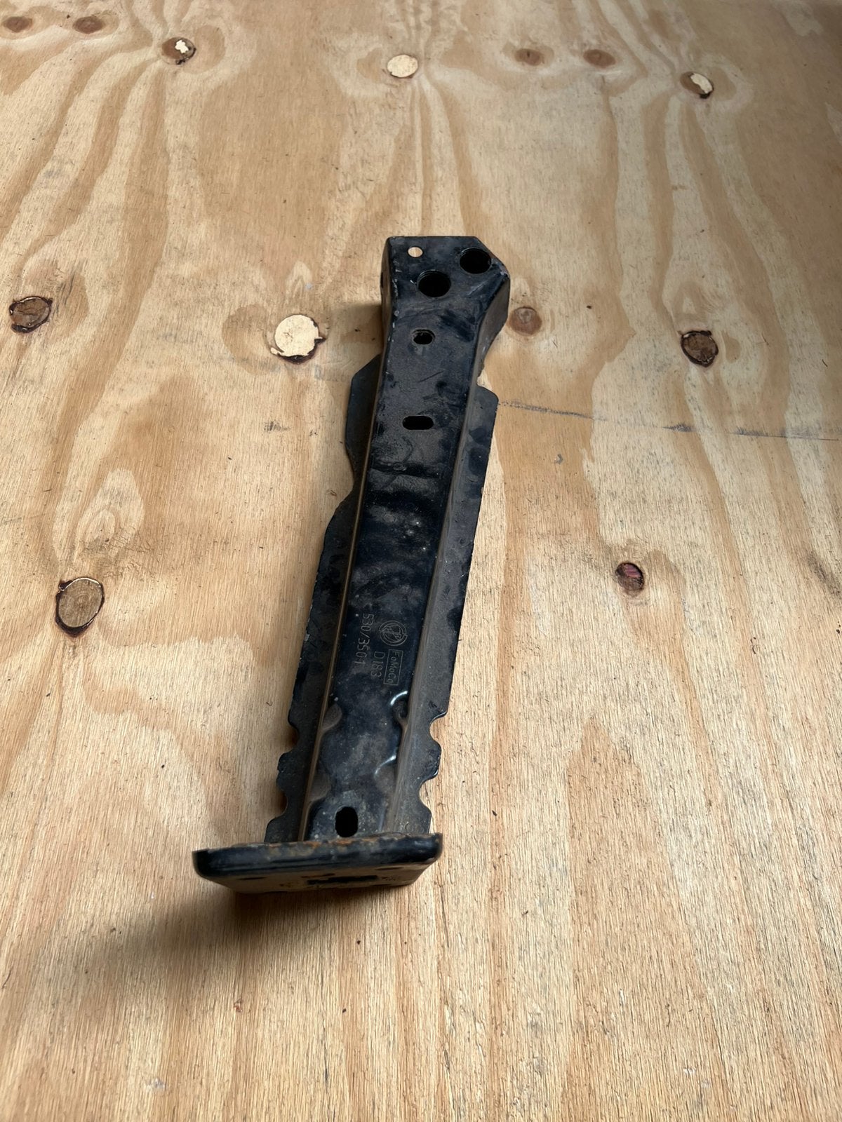 Fiat 500/Ford Ka steun voorfront R (Modeljaar: 2007-2014), Ophalen of Verzenden