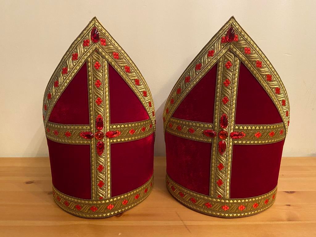 Sinterklaas mijter Nieuw! uitverkoop nu 4 voor €200!!!, Ophalen of Verzenden, Zo goed als nieuw