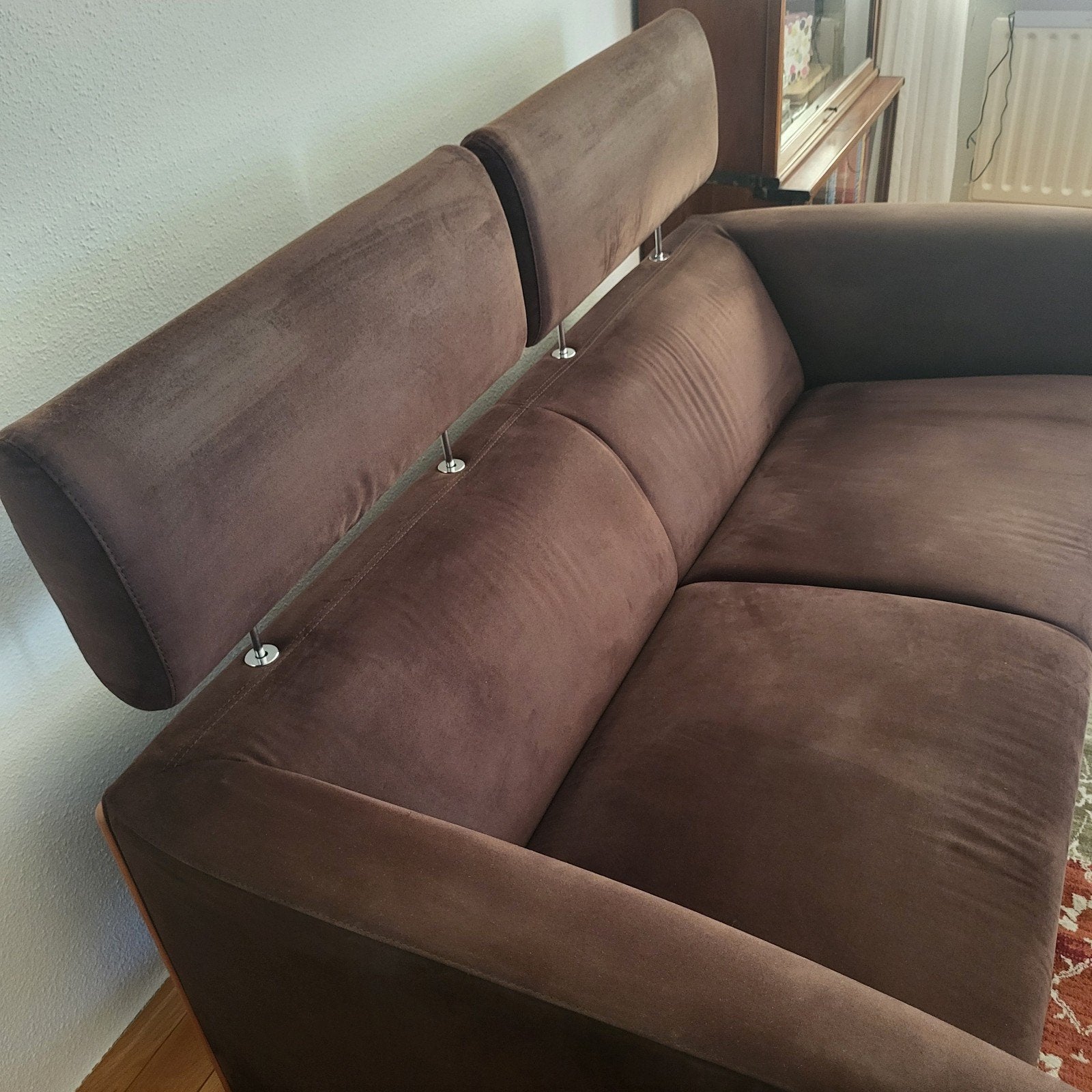 Leolux Goncharov 2,5-zits bank en fauteuil - gebruikt, Huis en Inrichting, Banken | Bankstellen, Gebruikt, Rechte bank, Driepersoons