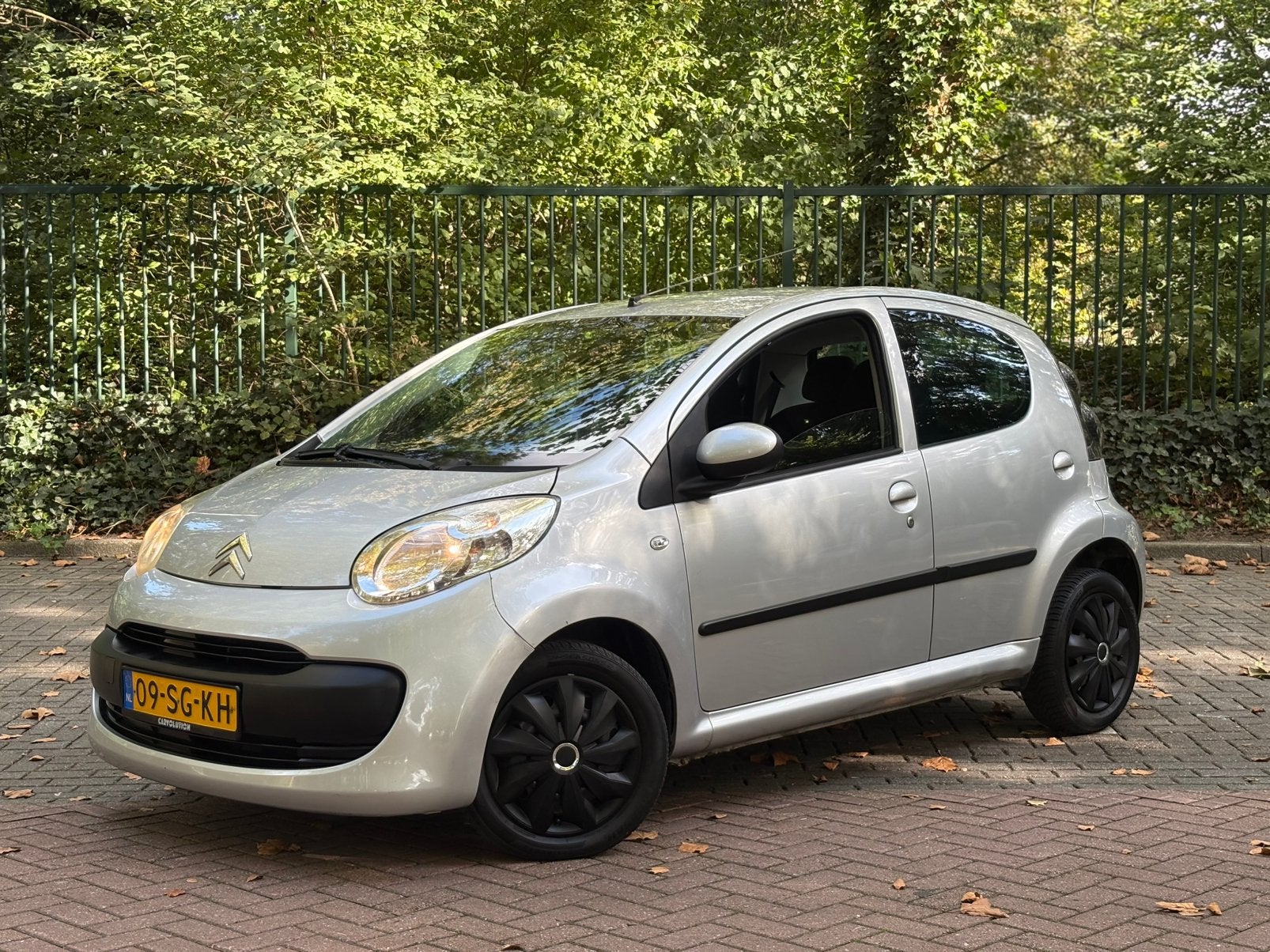 Citroën C1 | 1.0 | 5-DRS | 2005 | Grijs | Airco | Netjes!, Auto's, Voorwielaandrijving, Stof, Zwart, 4 stoelen