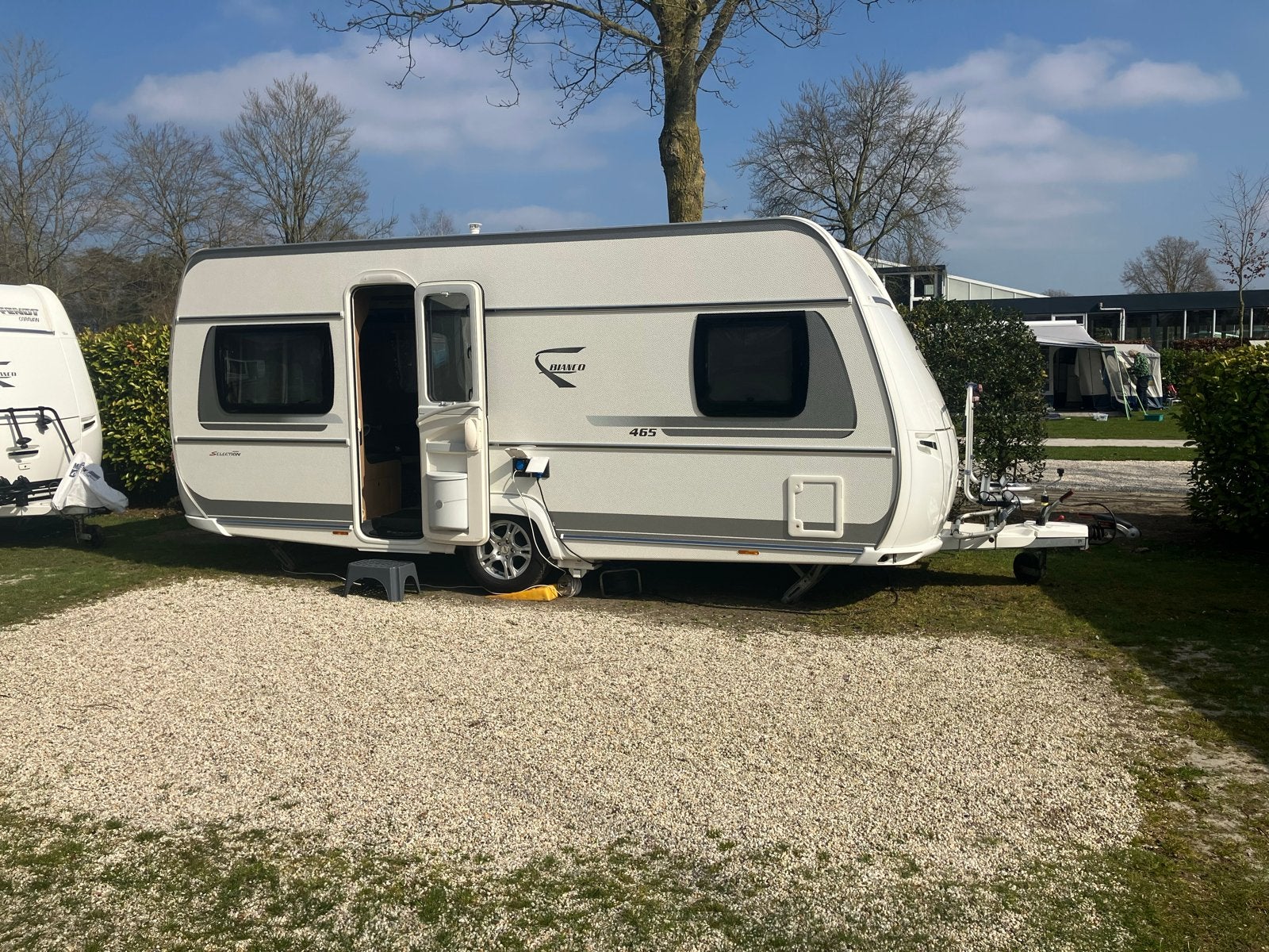 Nette Fendt Bianco 465 | 2017 | mover, Caravans en Kamperen, Caravans, Rondzit, Frans bed, Particulier, Kachel