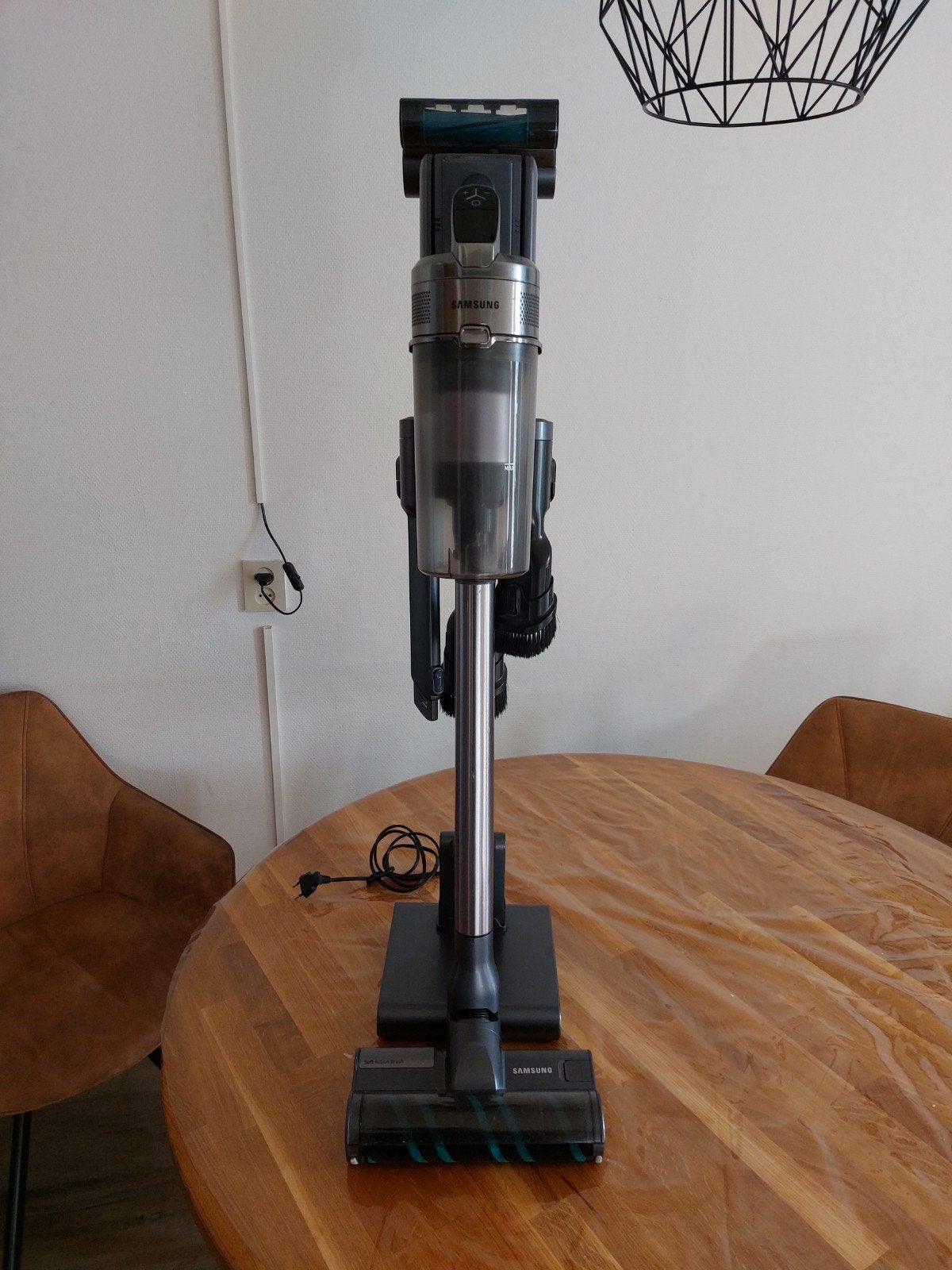 samsung jet 95 steelstofzuiger, Witgoed en Apparatuur, Ophalen, Gebruikt, Geschikt voor tapijt, Reservoir