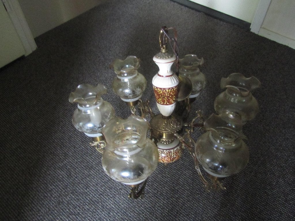 Antieke Kroonluchter(koper) met 6 Glazen Kapjes, Ophalen