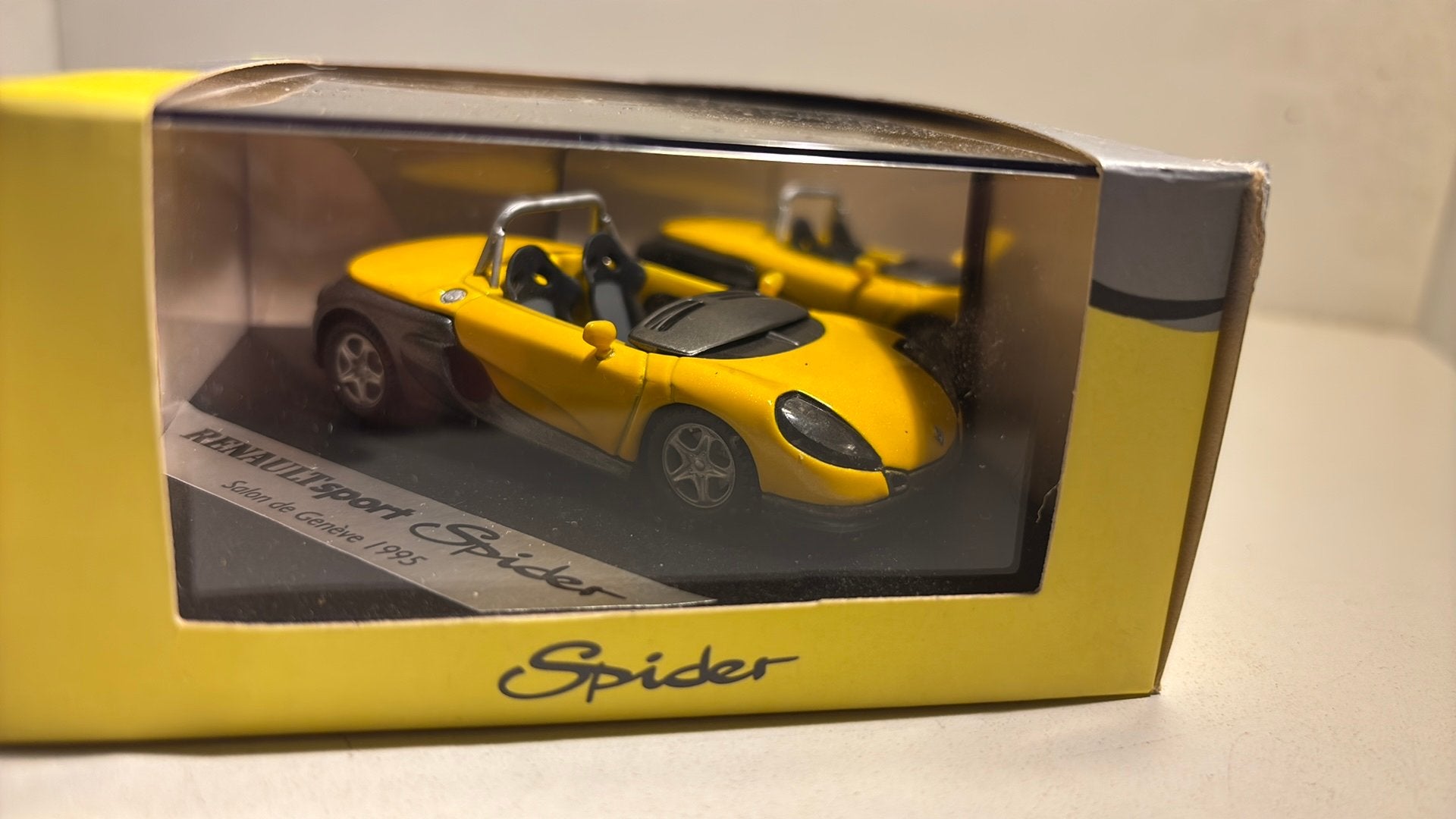 Renault sport spider 1995 vitesse 1.43