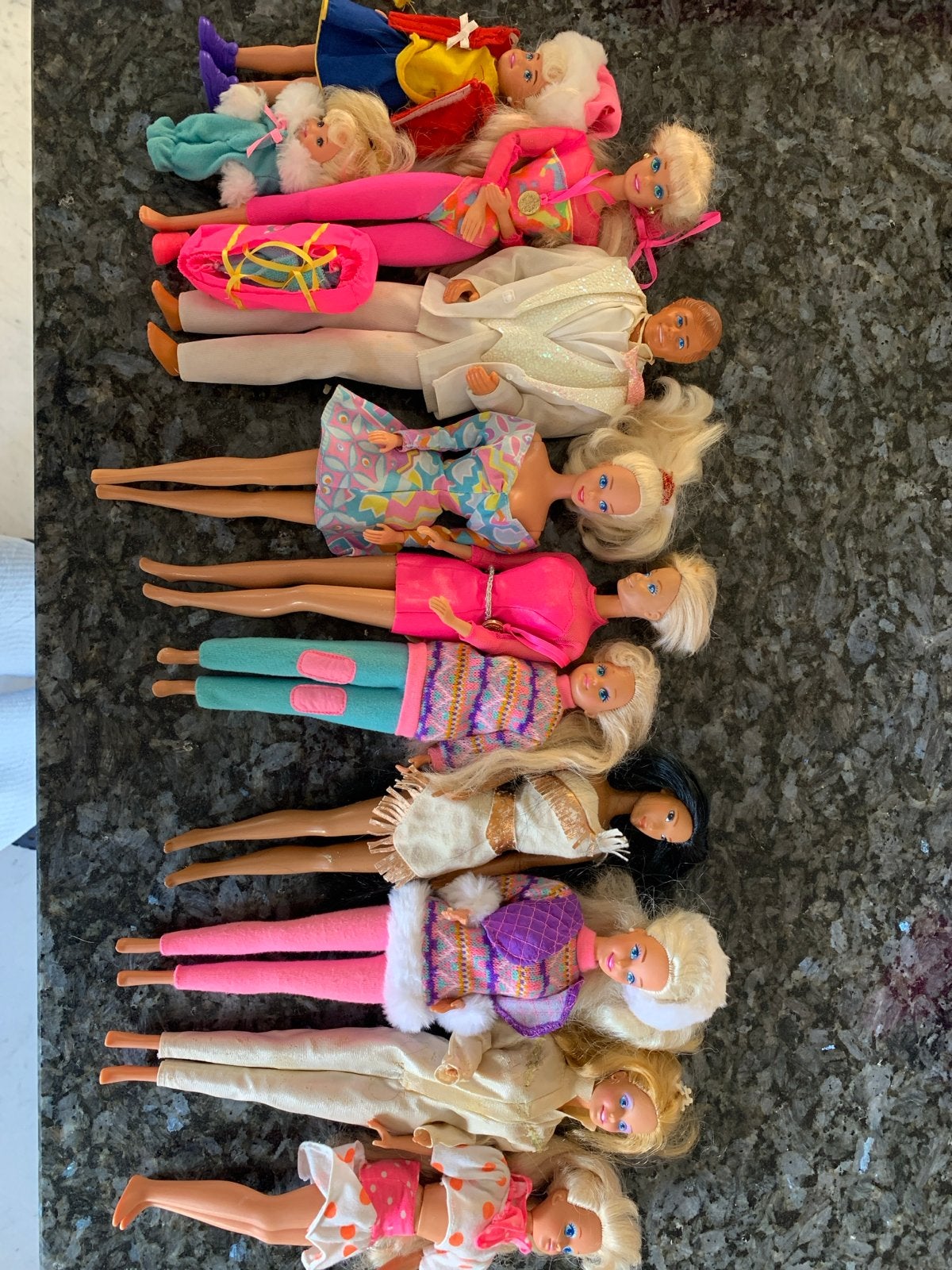 10 Originele Mattel Barbies uit de jaren '70 en '80 met koff, Ophalen, Gebruikt, Barbie