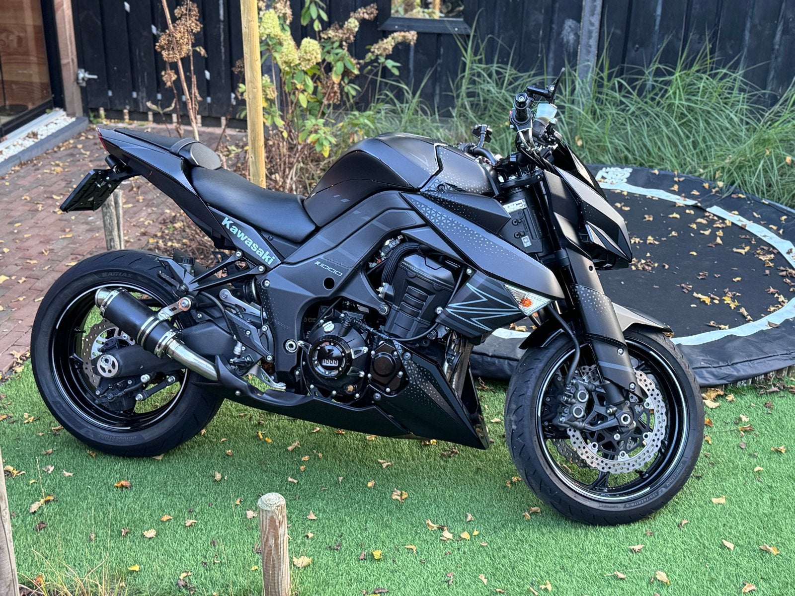 Kawasaki Z1000 (2015) - Recent onderhoud en nieuwe banden, Sportuitlaat, 4 cilinders, Motorrijbewijs A, Gebruikt