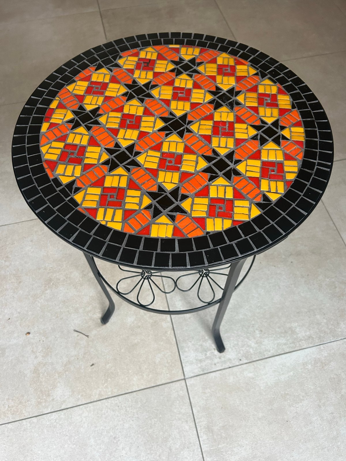 Mozaïek bijzettafel metaal en glas - Nieuwstaat, Ophalen, Metaal of Aluminium, Rond, Nieuw