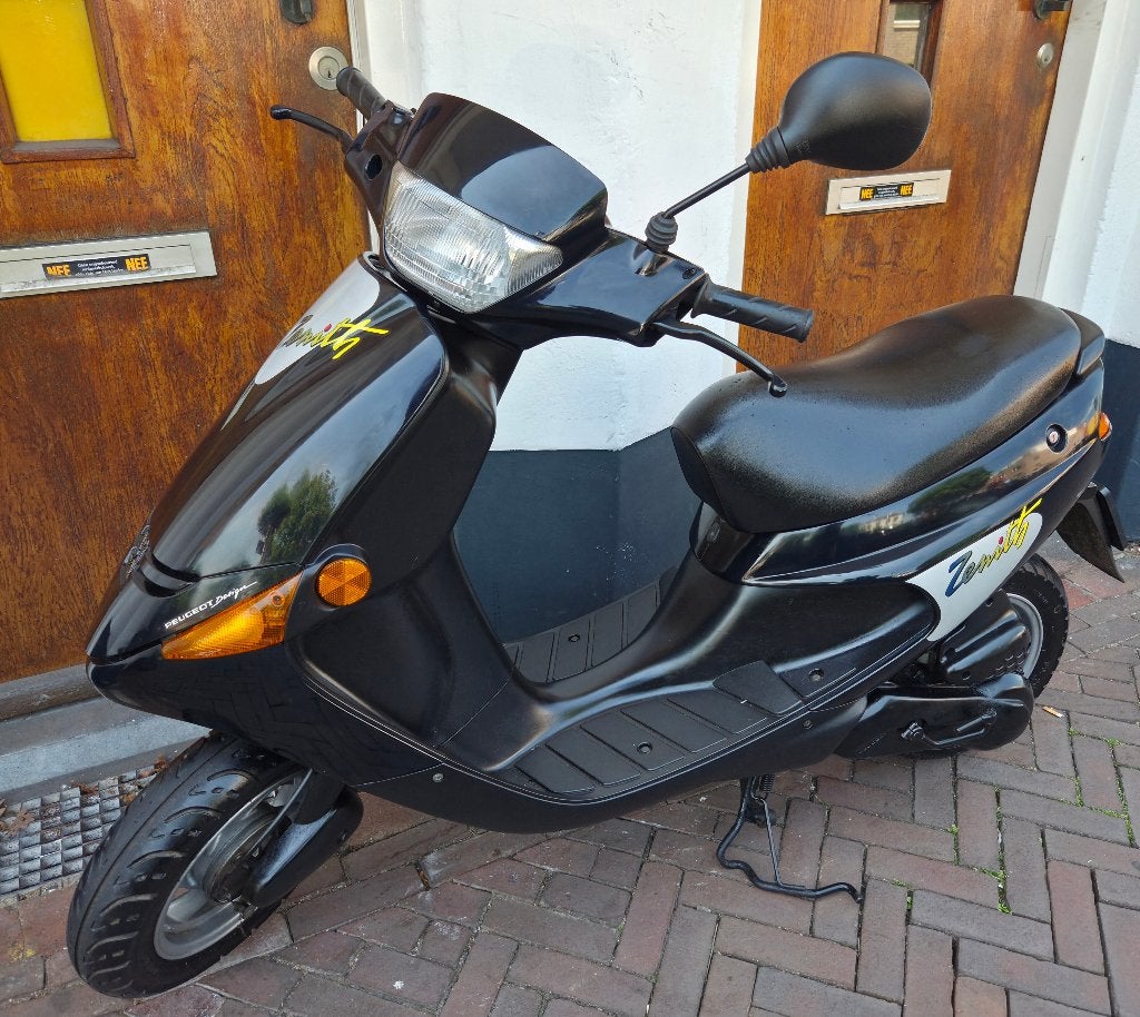 Peugeot Zenith snorscooter 6672km bij Scooterforyou< Zwolle, Fietsen en Brommers, Scooters | Peugeot, Ophalen, Overige modellen