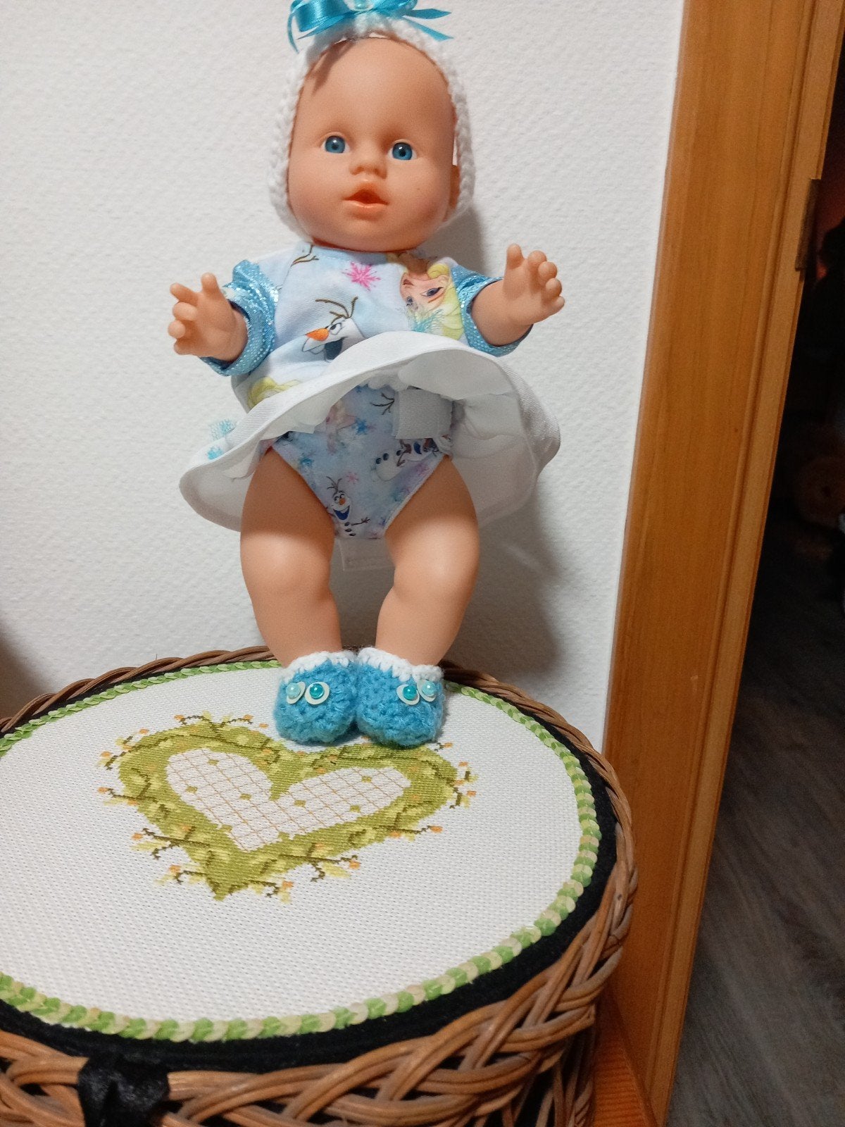 Zelfgemaakte poppenkleertjes voor pop 32 cm 4 delig., Kinderen en Baby's, Speelgoed | Poppen, Ophalen of Verzenden, Nieuw, Babypop