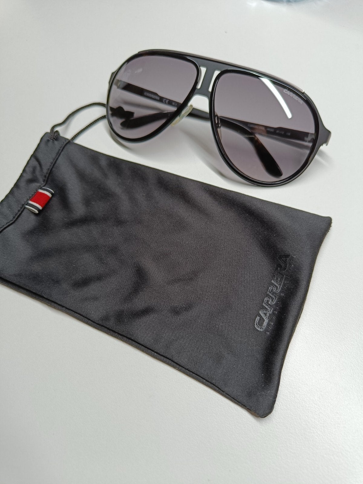 Stijlvolle zwarte Carrera 100/S zonnebril Aviator, Zonnebril, Zwart, Carrera, Ophalen of Verzenden