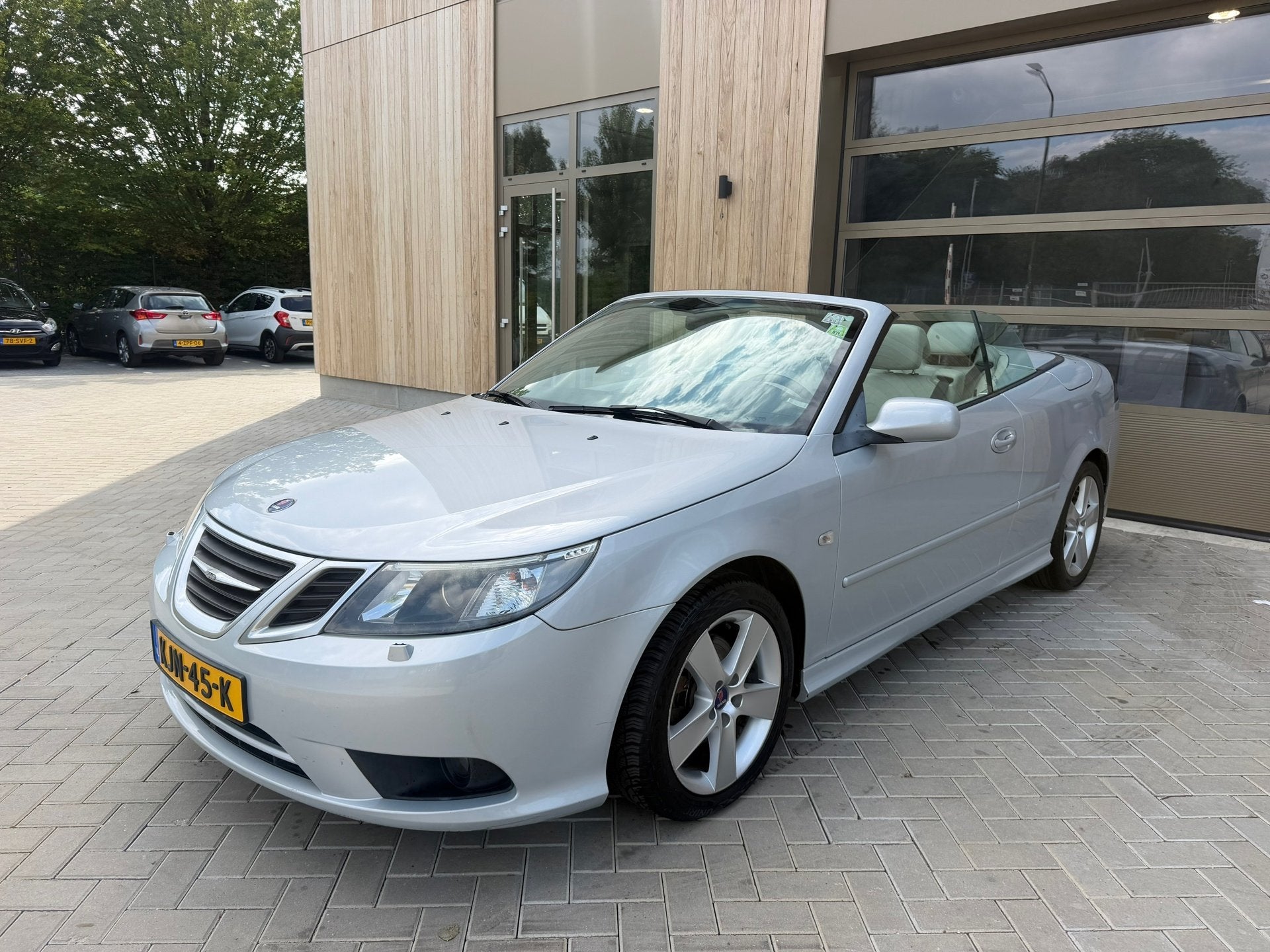 Saab 9-3 Cabrio 2.0t Vector Spring Edition Cabrio|Automaat|A, 1998 cc, Gebruikt, Beige, Cabriolet
